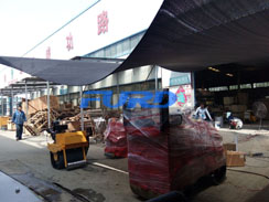 福瑞得機(jī)械微動態(tài)--座駕壓路機(jī)、手扶壓路機(jī)、灌縫機(jī)包裝發(fā)貨
