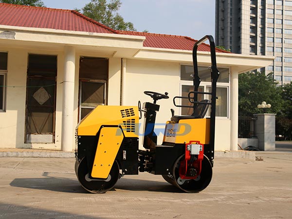 關(guān)于小型壓路機(jī)變速箱的保養(yǎng)知識(shí)你知道多少？